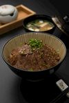 日式牛排饭