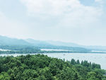 雷峰塔远眺苏堤