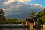 山顶云彩