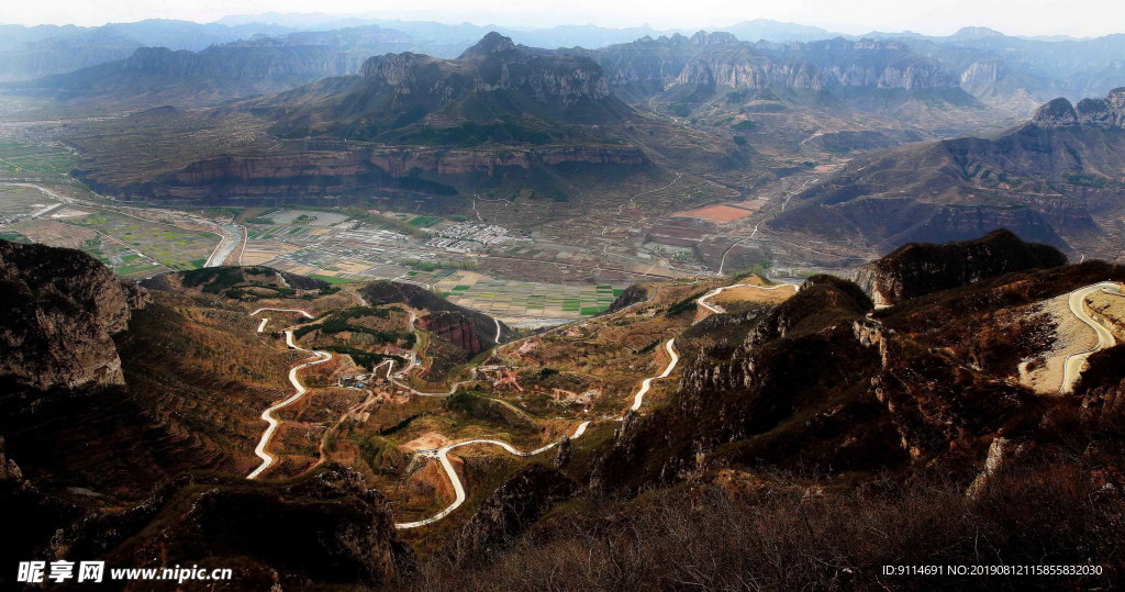 山村风光