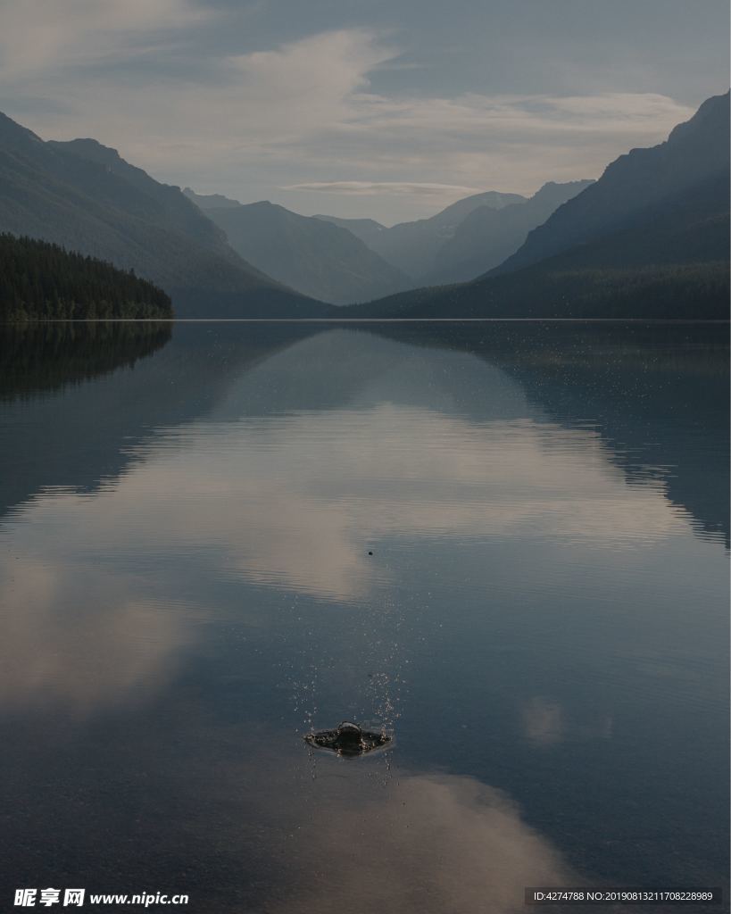 高清山水风景照片背景底图