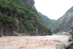 峡谷激情流淌