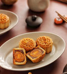 一盘月饼