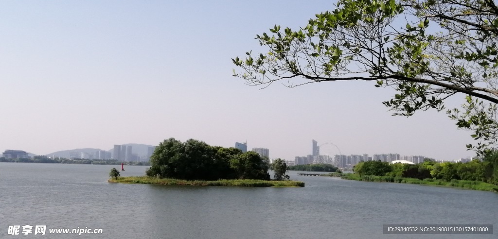 湖心岛