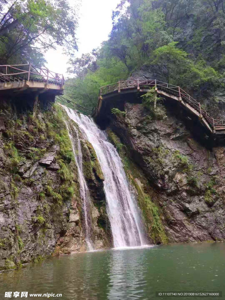 瀑布 山水风景