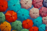 彩色雨伞背景