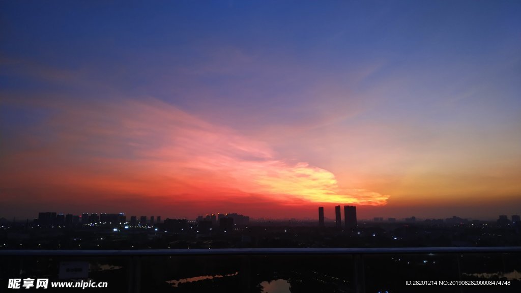 天空