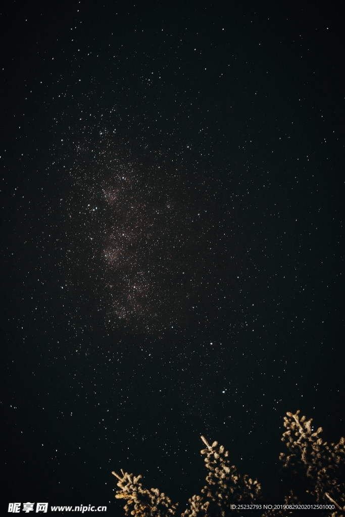 黑色背景星空