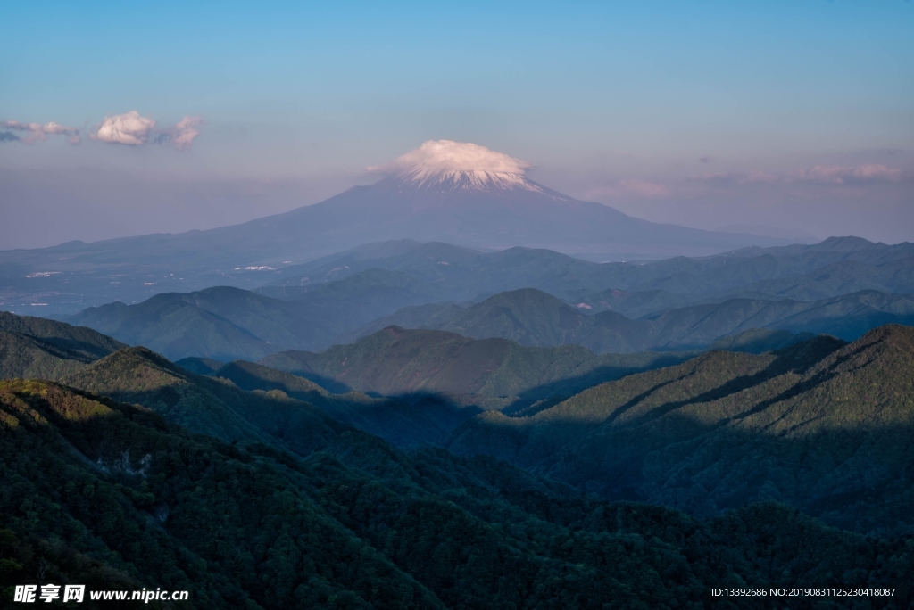 山脉 云 风景