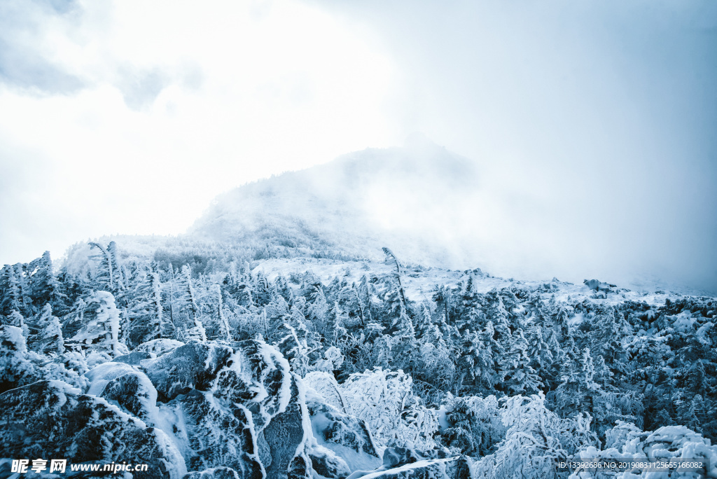 雪 雪峰 冰天雪地 山 山峰