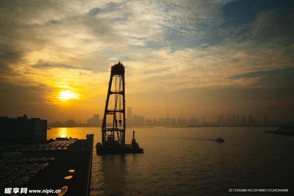 日落 云海 港口 海 暮色