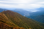 山 山峰 山脉 云海 枯草