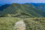 山峰 山路 古道 山脉 蓝天