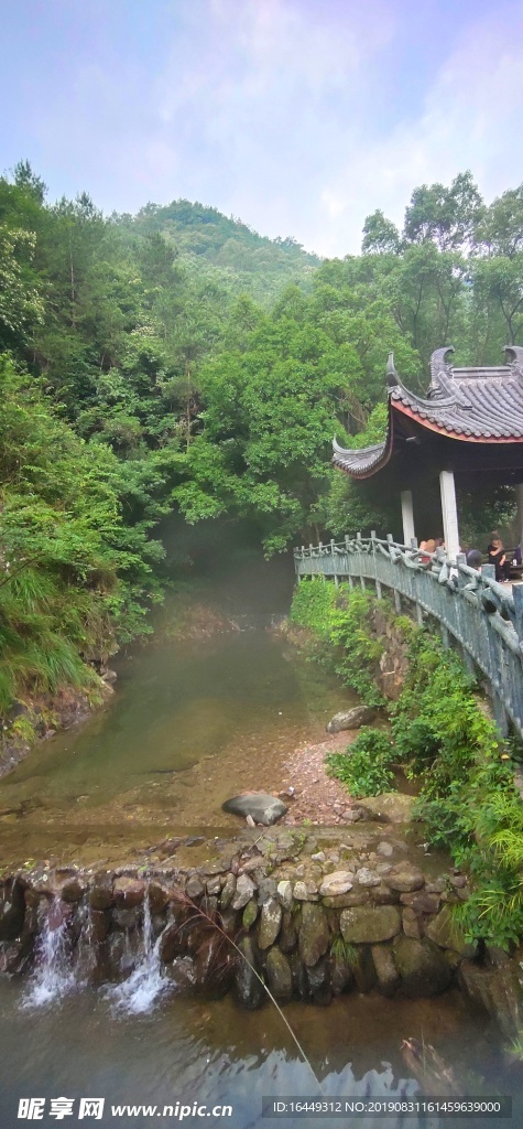 小桥流水
