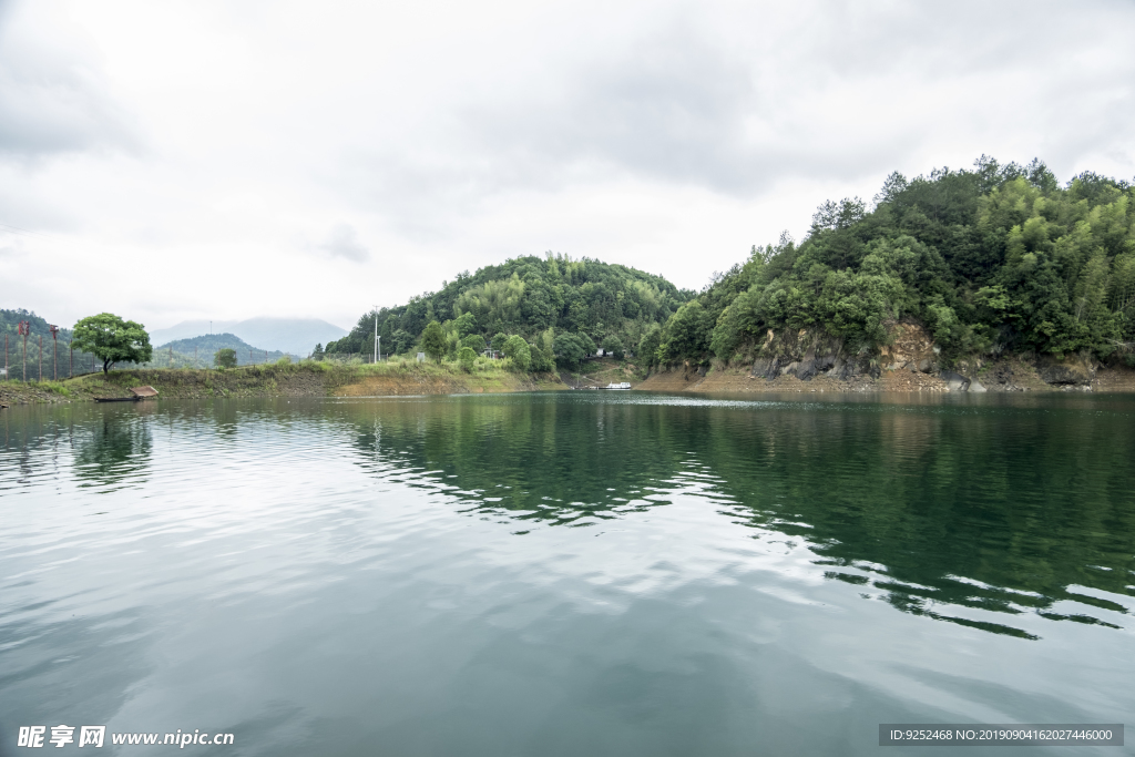 青山绿水