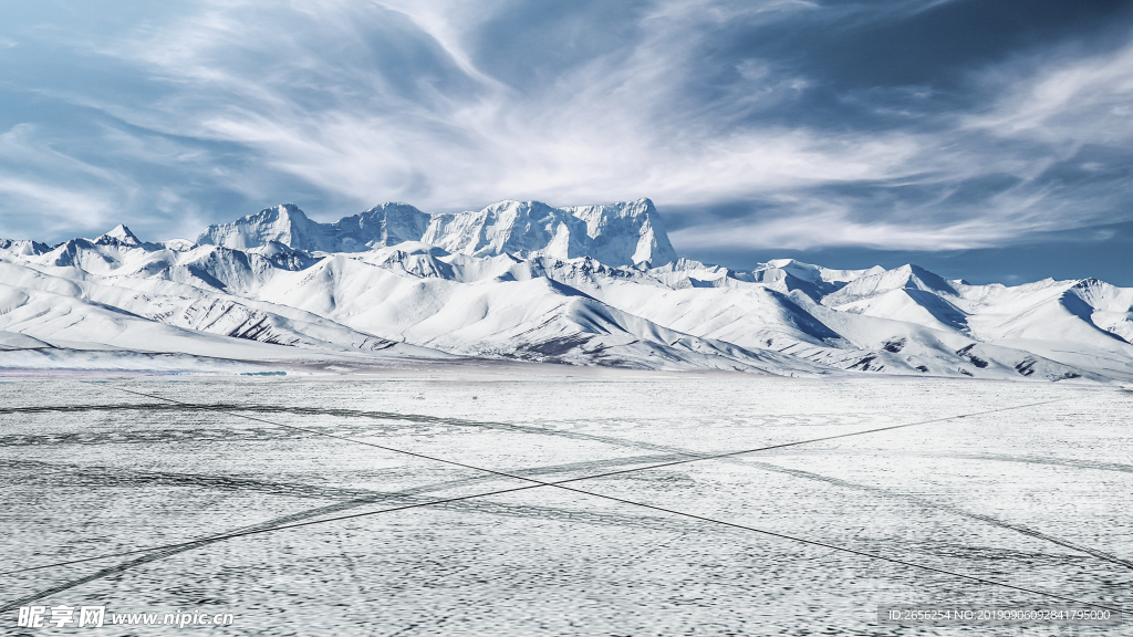 雪山公路地平线背景