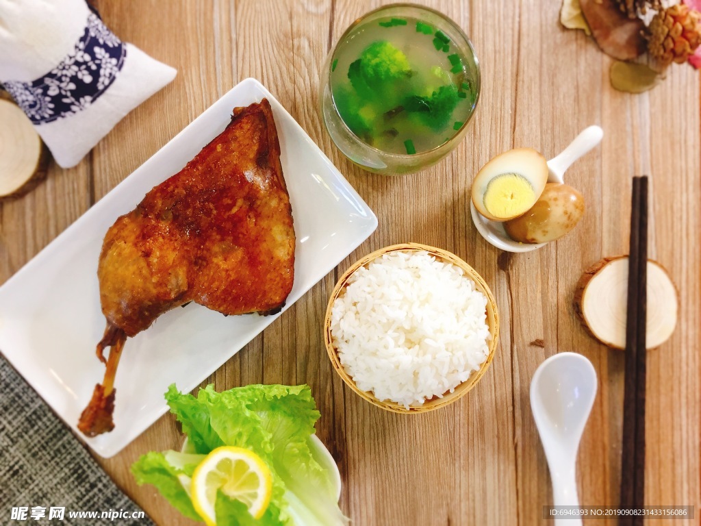 卤鸭腿饭 炸鸭腿饭套餐