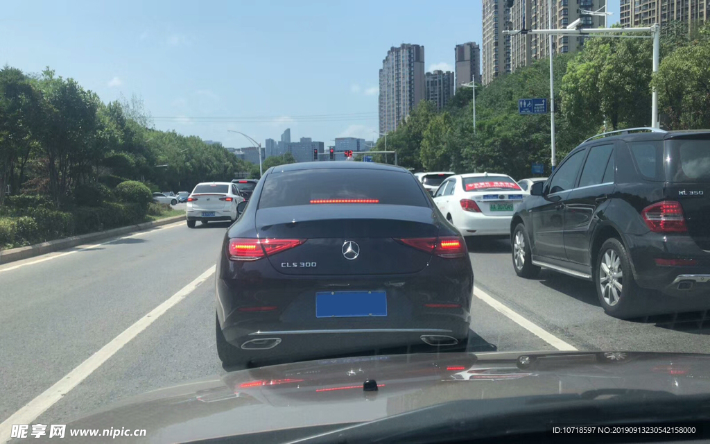 汽车小轿车