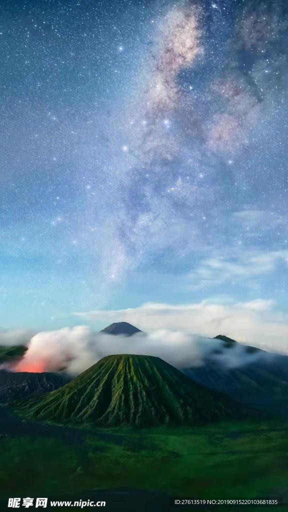 美丽的火山风景图片