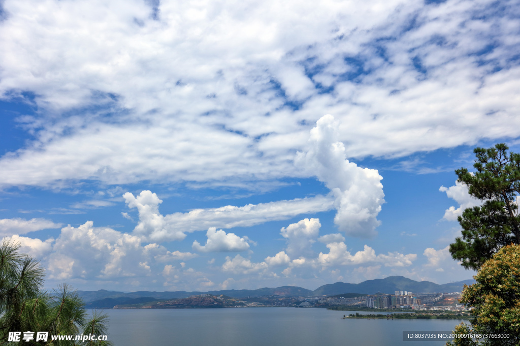 大理洱海风光