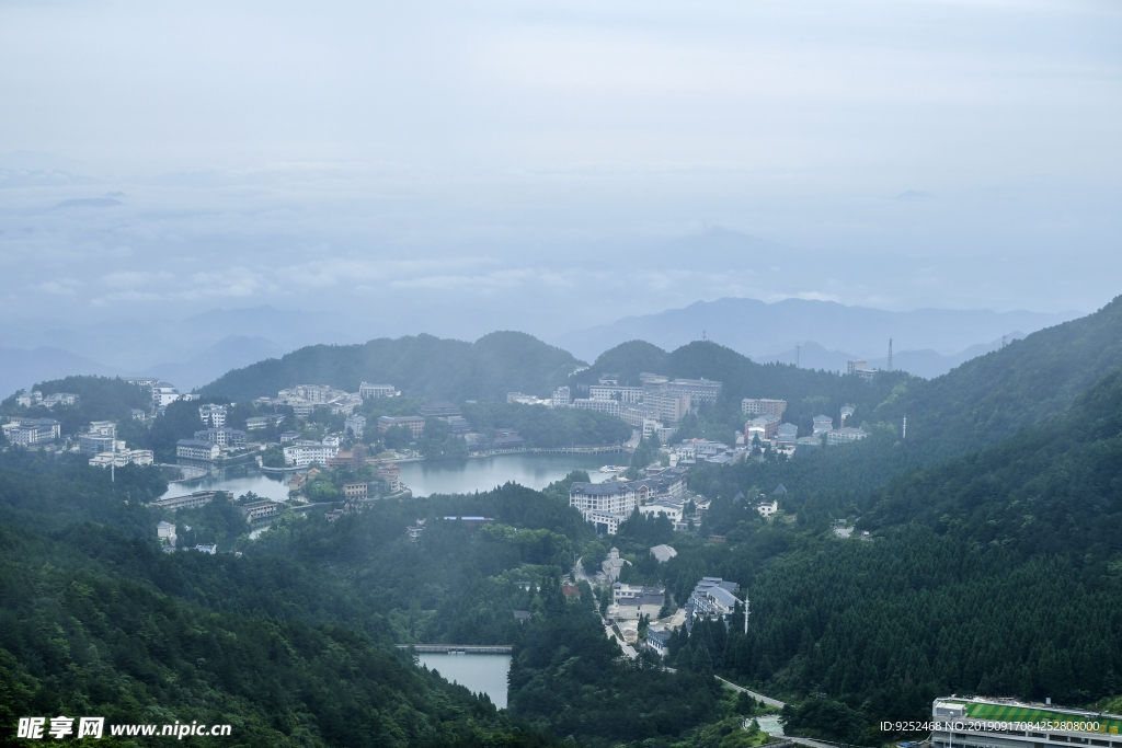 云中湖鸟瞰