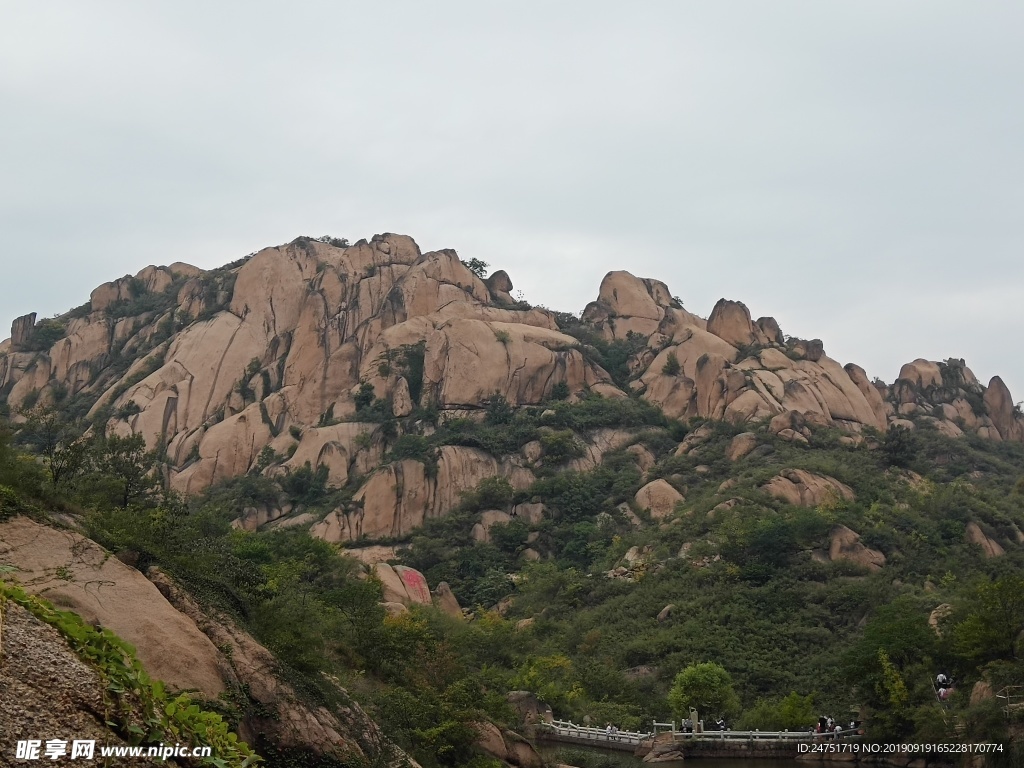 嵖岈山风景区