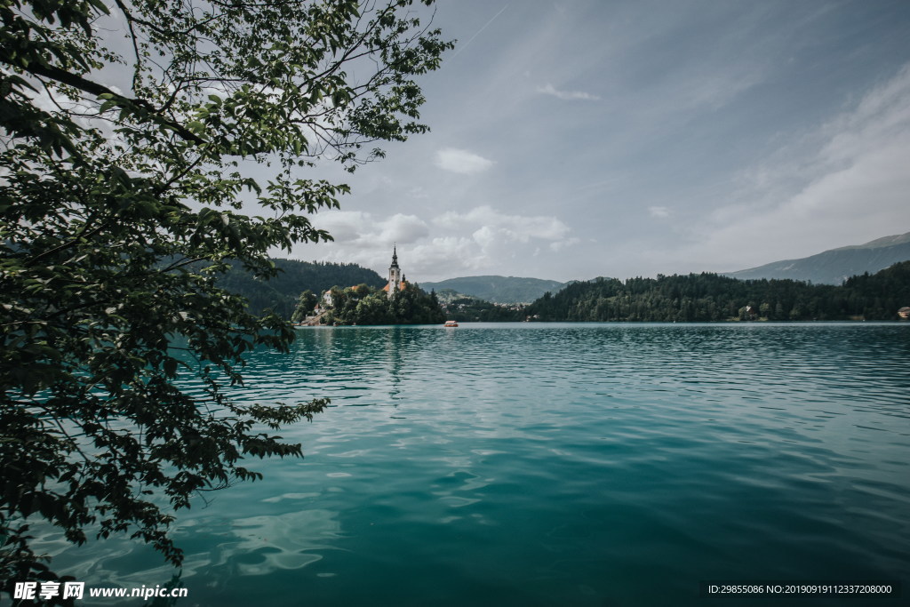 山水湖泊高清风景