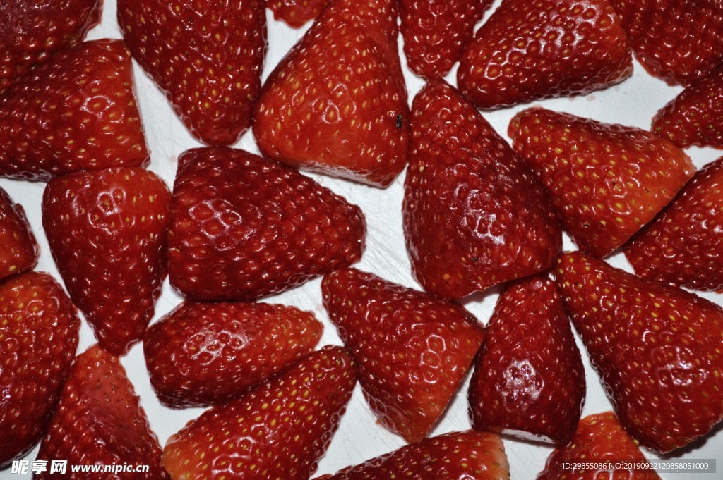 红草莓背景