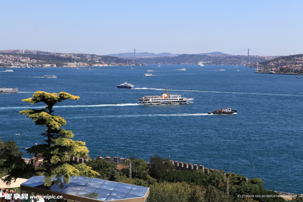 海峡 海上