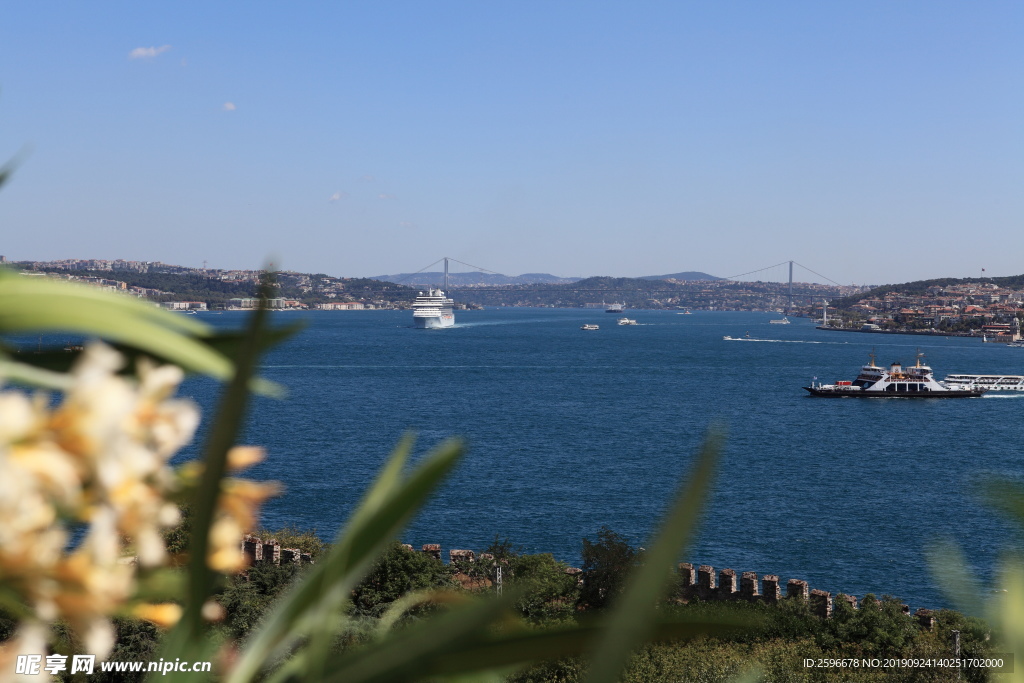 海峡 海上