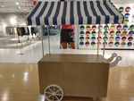 服饰 商场 服装展示 推车