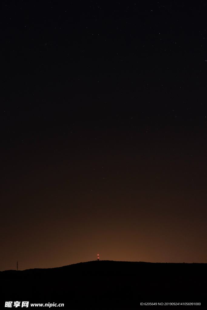 暗色夜晚纯色背景