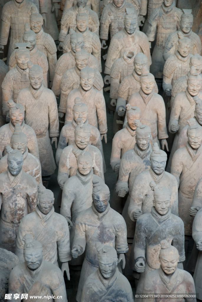 雕像