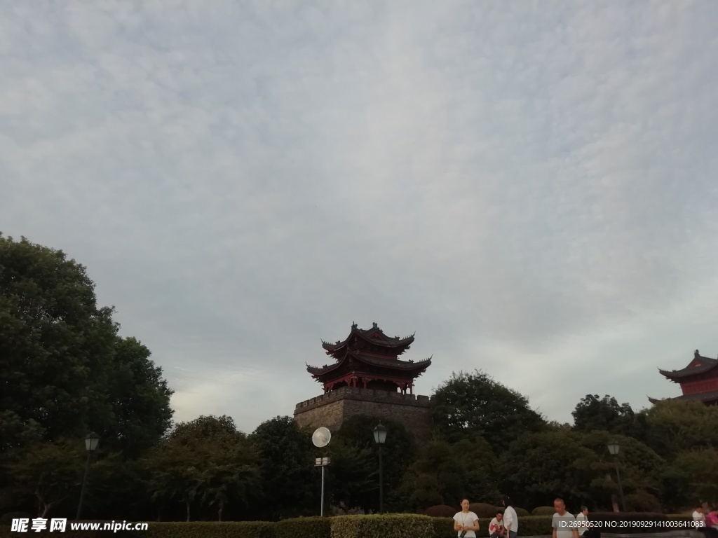 蓝天白云