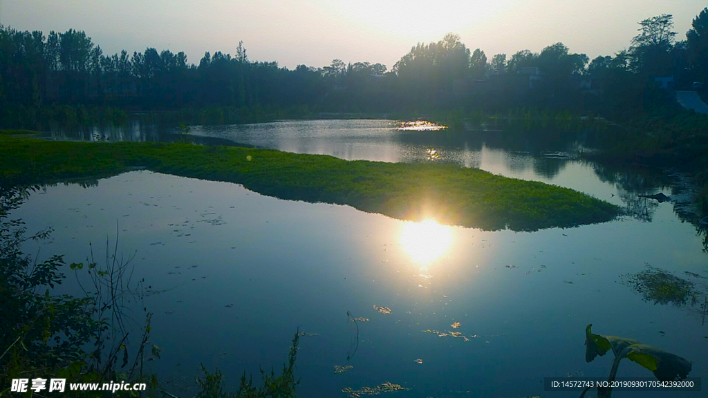 夕阳水景