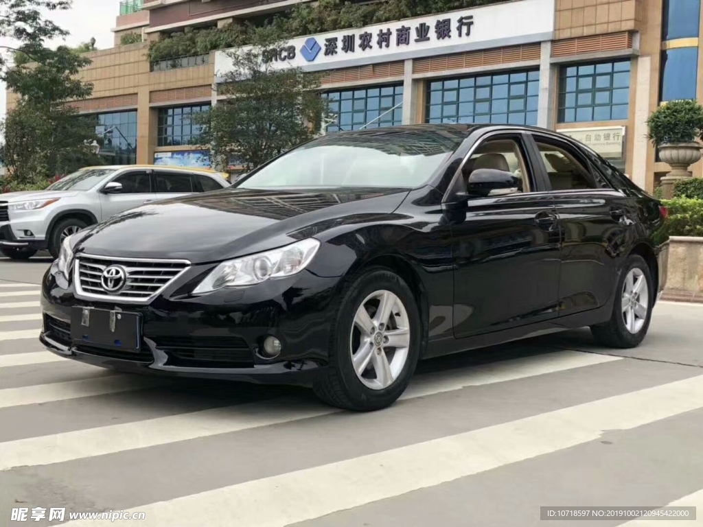 汽车小轿车