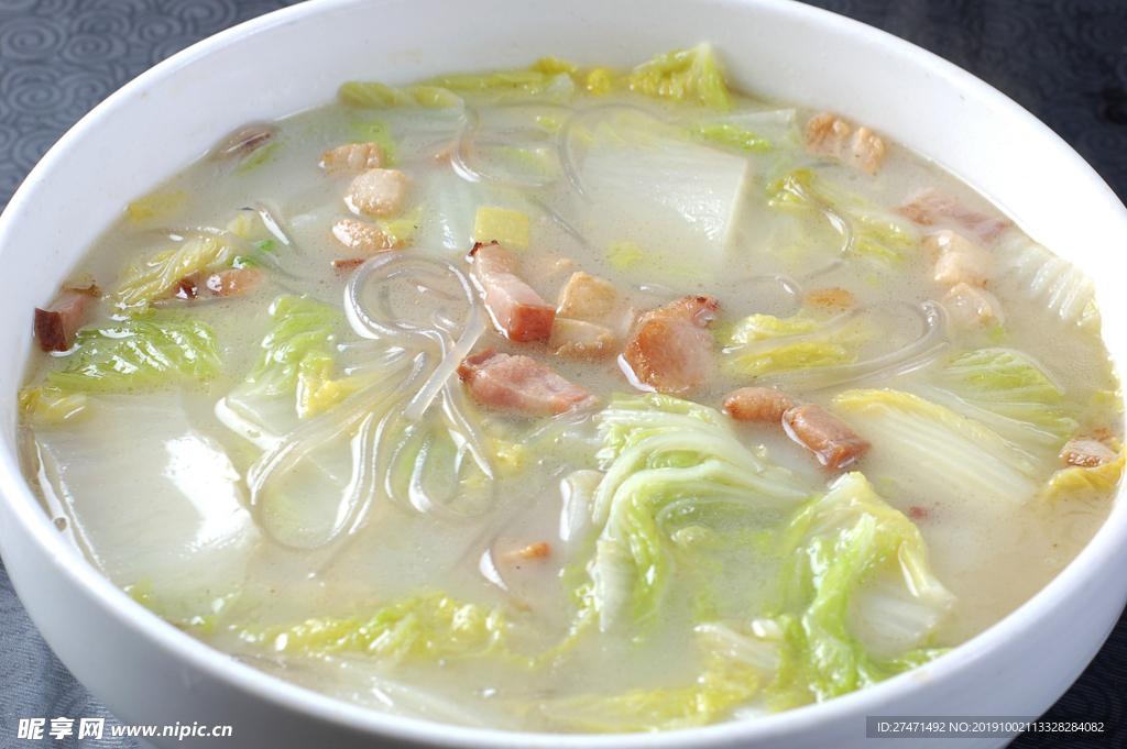 菜粉丝腊肉汤