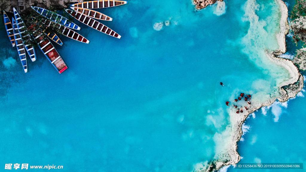 海边木船海水风景