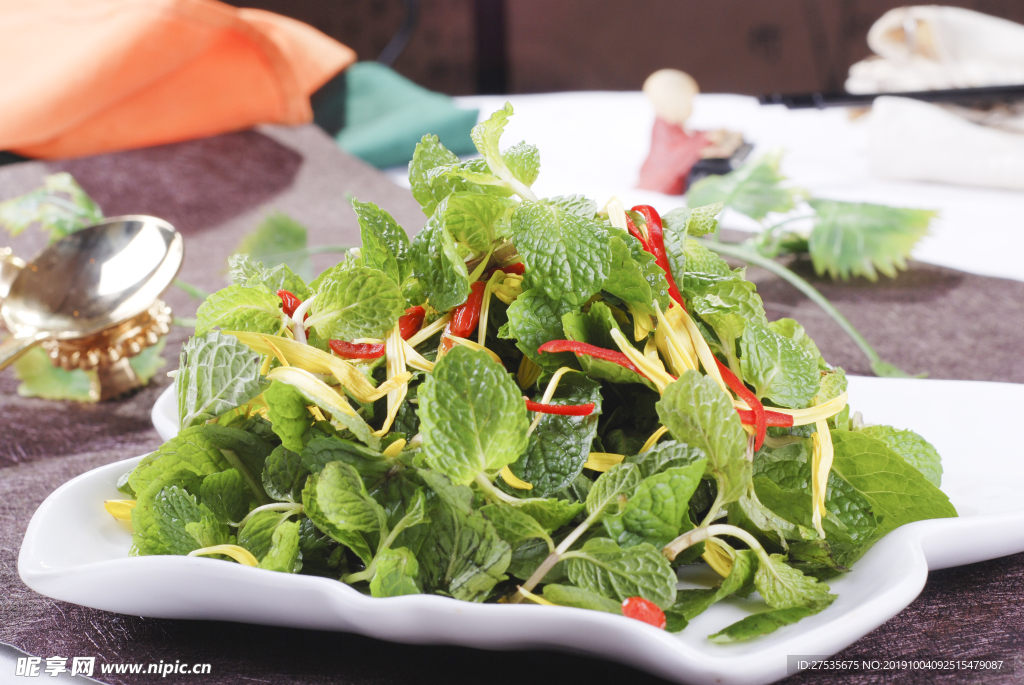 菊花食香菜