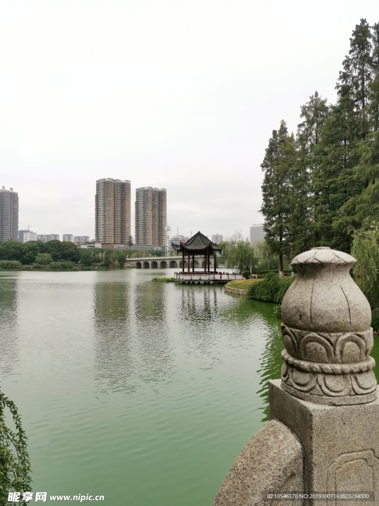湖面