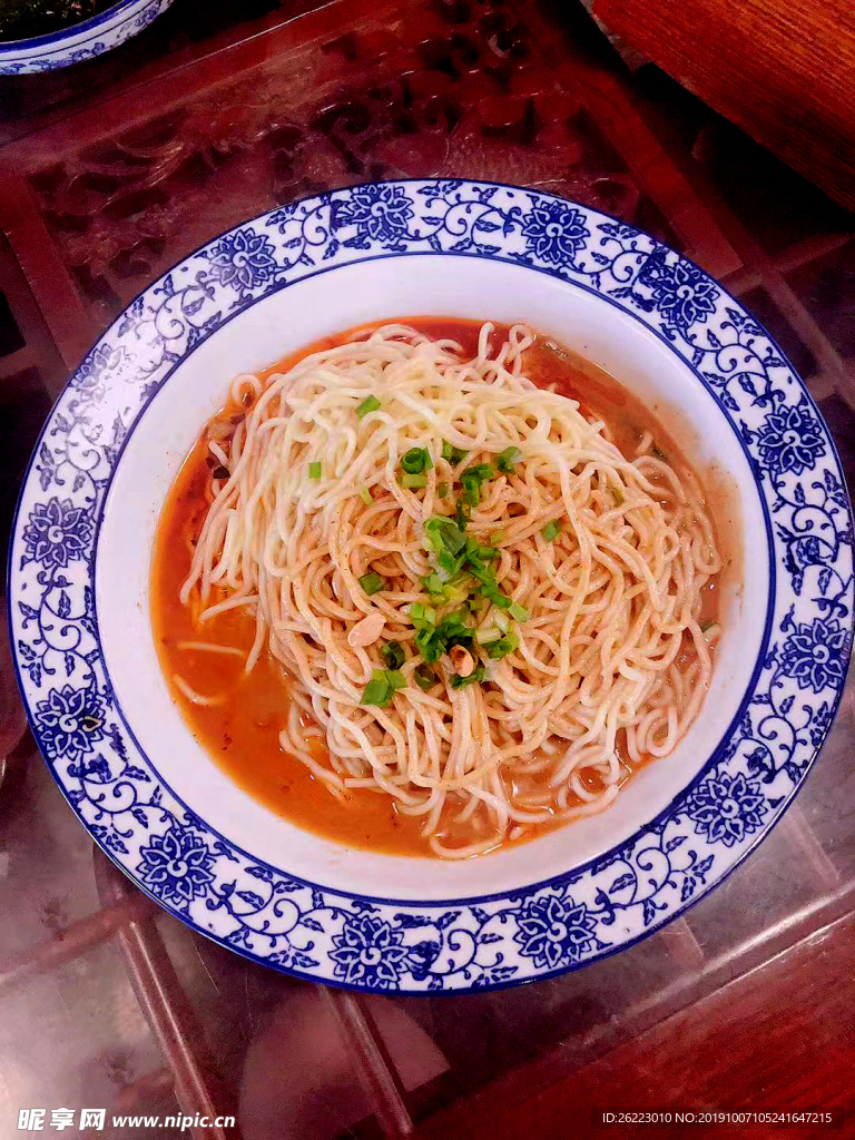 摊摊面 担担面