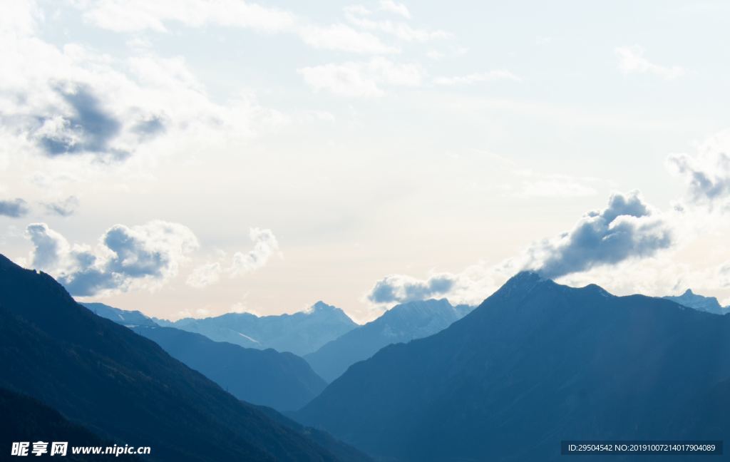 高山