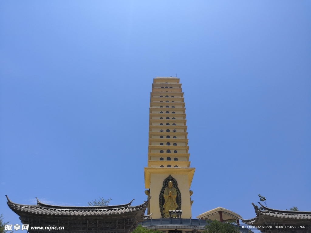 云南罗荃寺