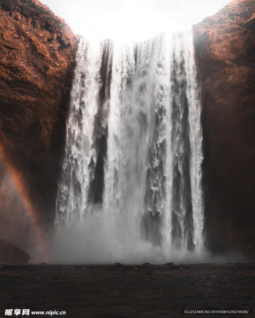 山 水