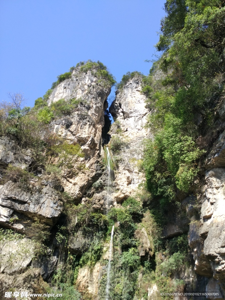 高山瀑布