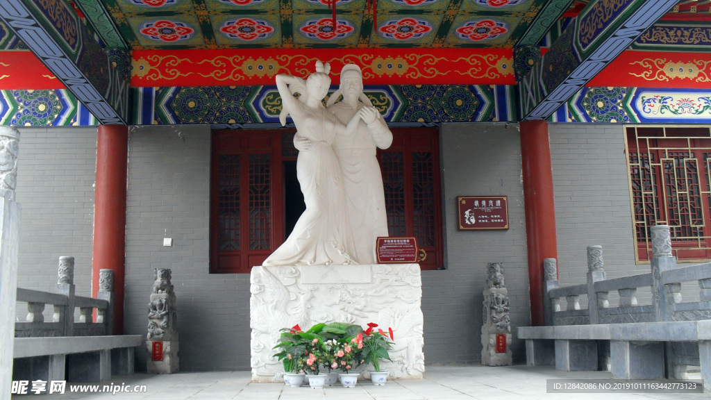 雕像