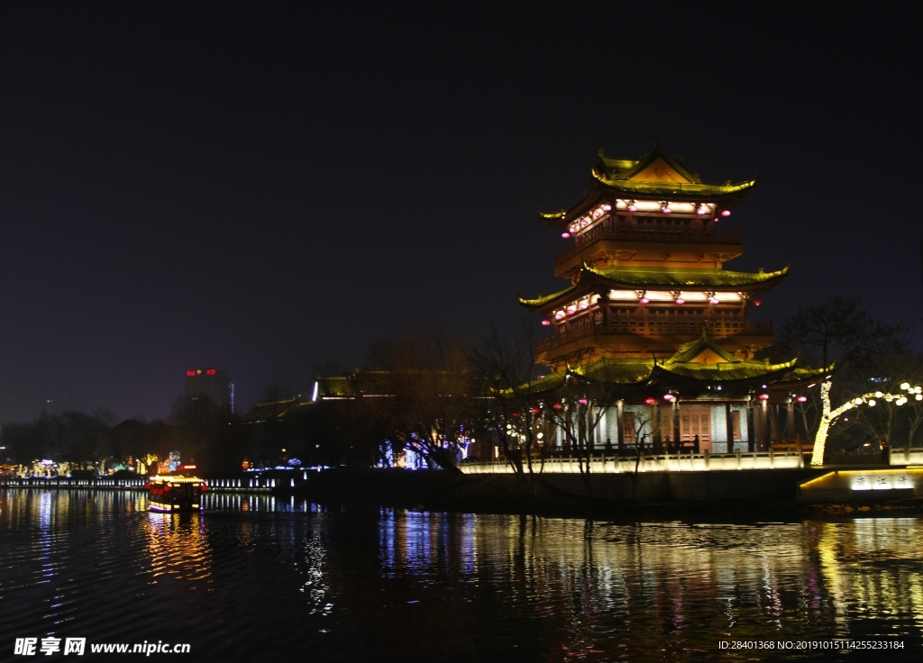 里运河夜景