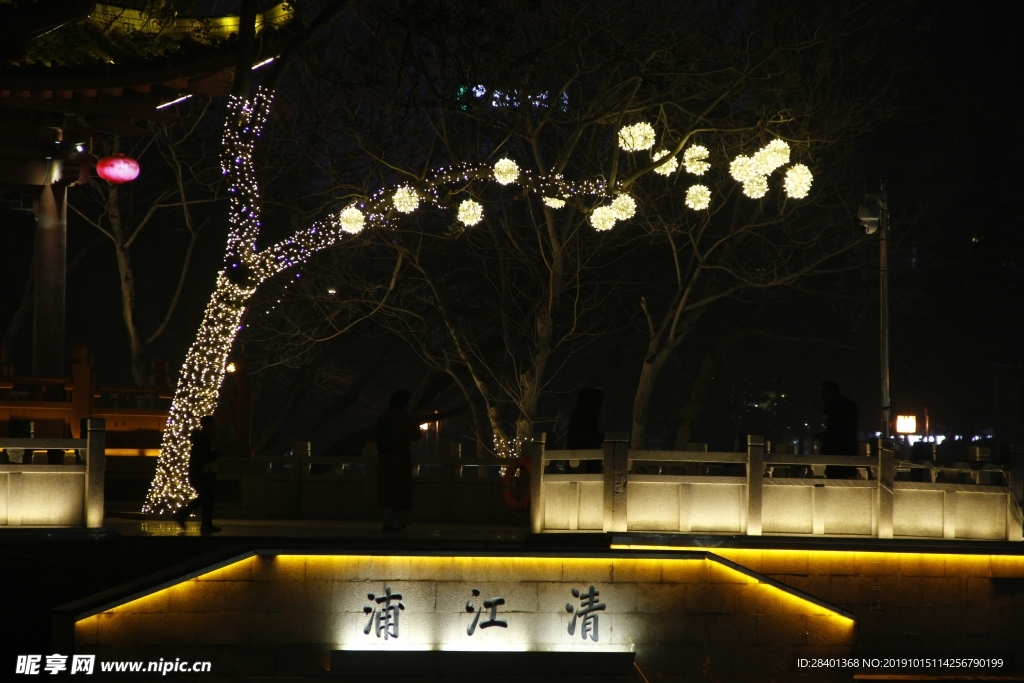 里运河夜景