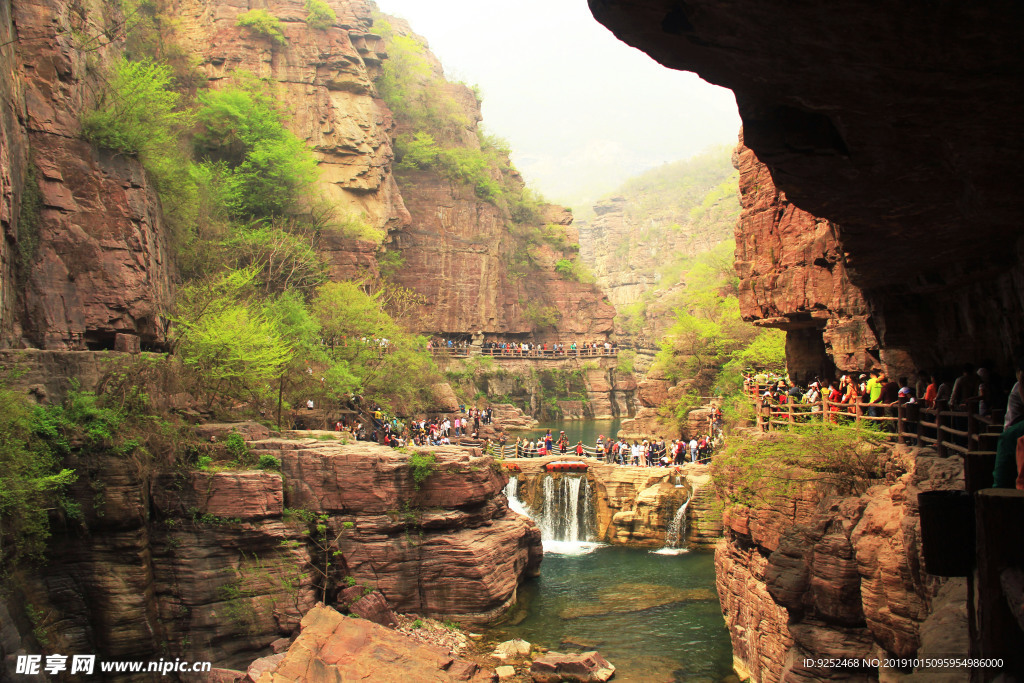 云台山红石峡