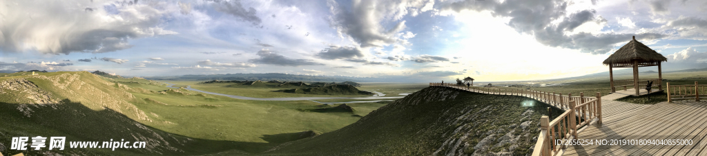 巴音布鲁克草原全景